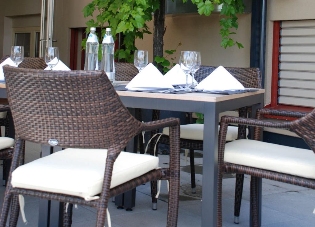 Hotel Weinstube Nendeln Luaran gambar
