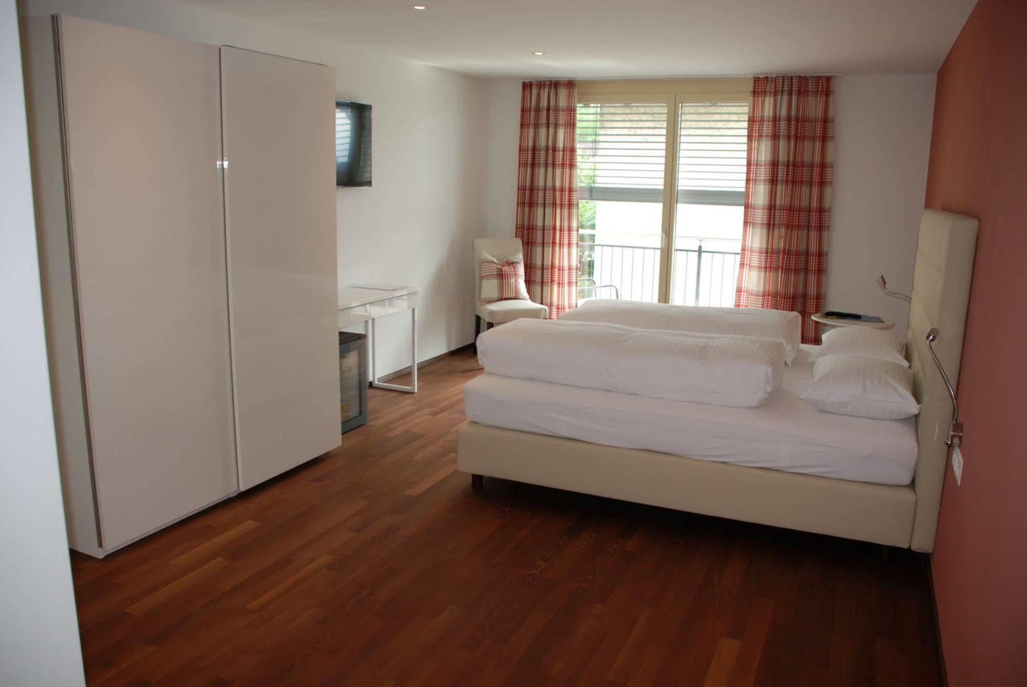 Hotel Weinstube Nendeln Luaran gambar