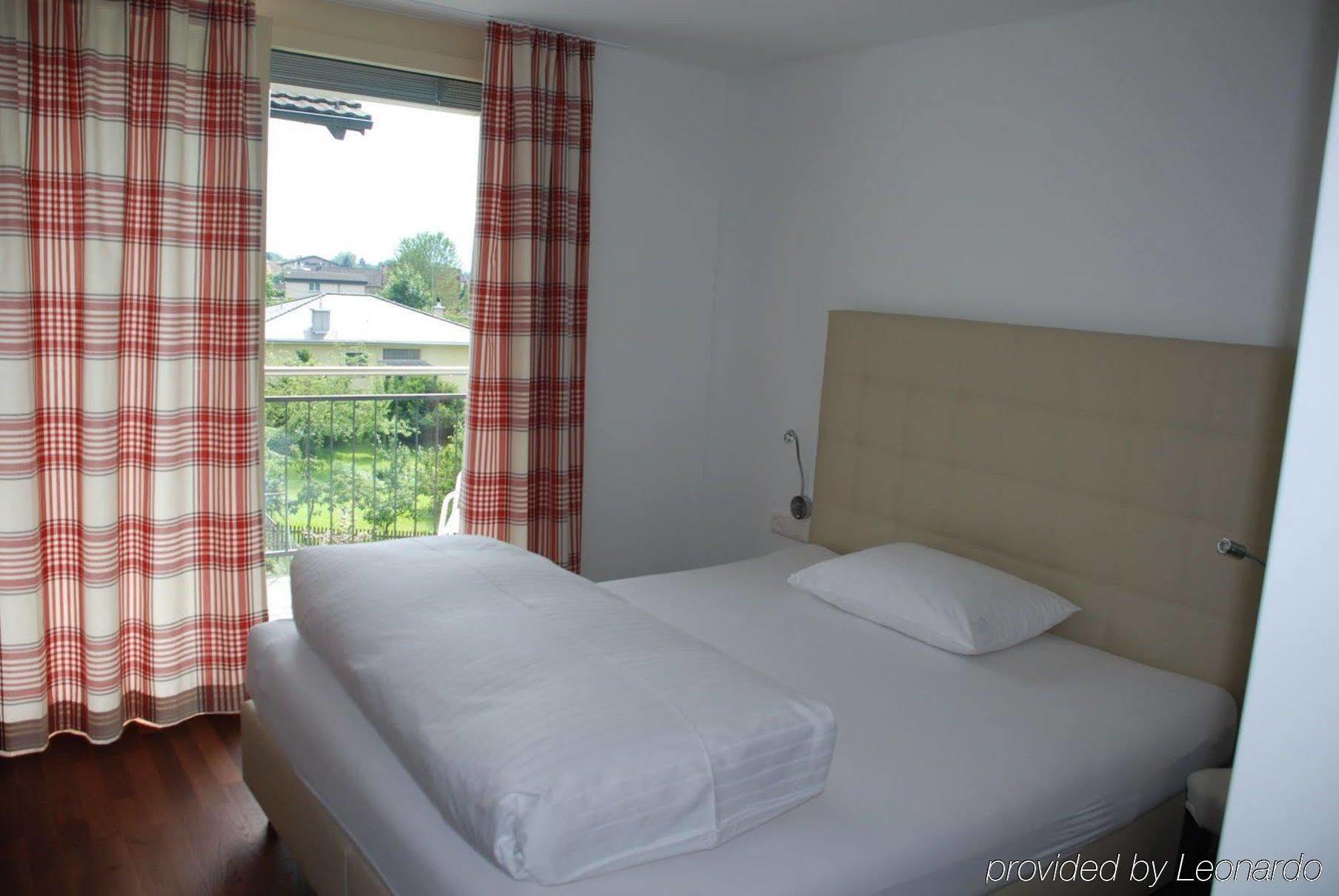 Hotel Weinstube Nendeln Luaran gambar