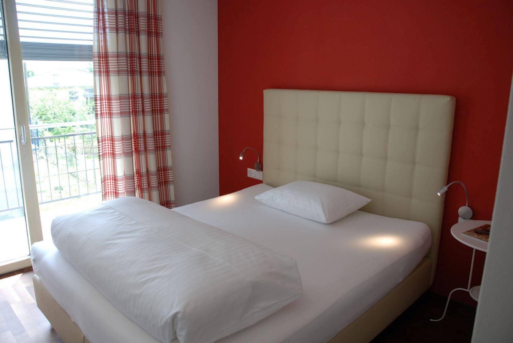 Hotel Weinstube Nendeln Luaran gambar