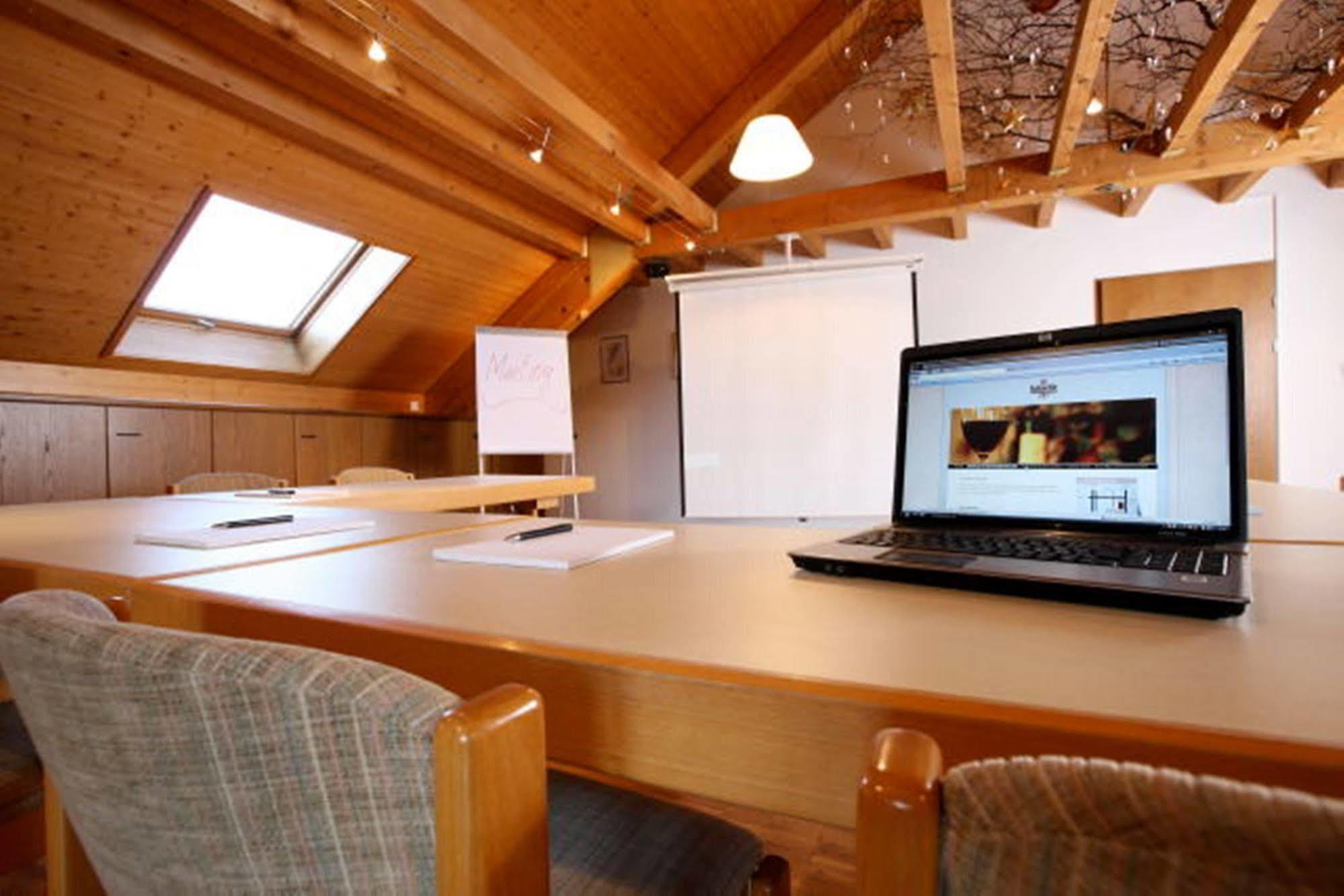 Hotel Weinstube Nendeln Luaran gambar