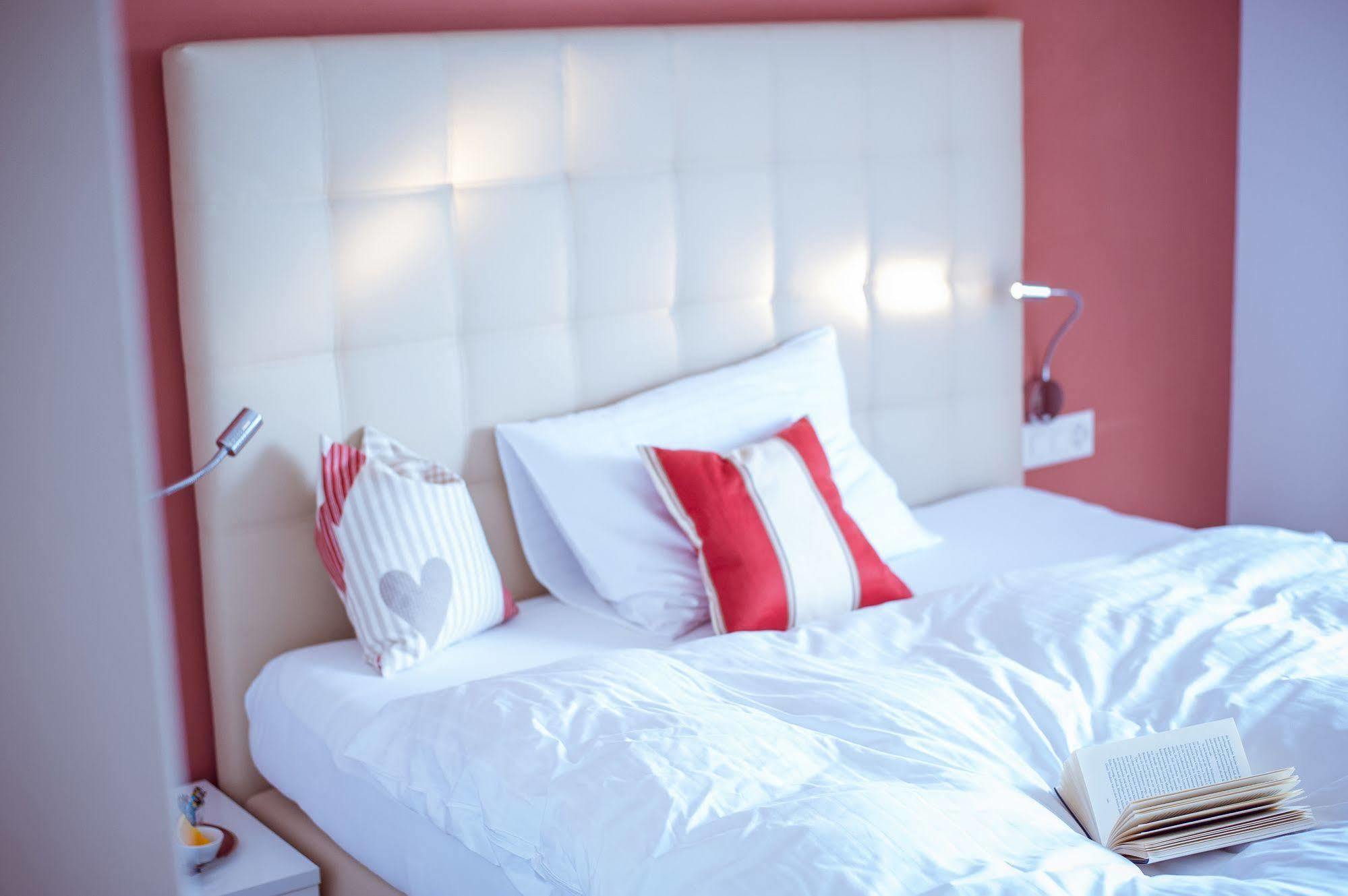 Hotel Weinstube Nendeln Luaran gambar